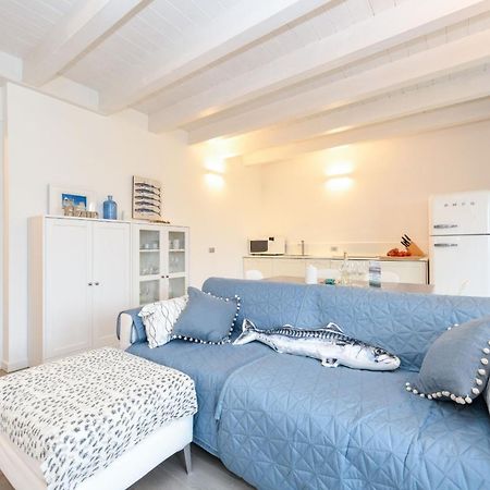 Borgo Gasparina Family Apartments Кастельнуово-дель-Гарда Экстерьер фото