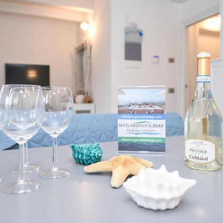 Borgo Gasparina Family Apartments Кастельнуово-дель-Гарда Экстерьер фото