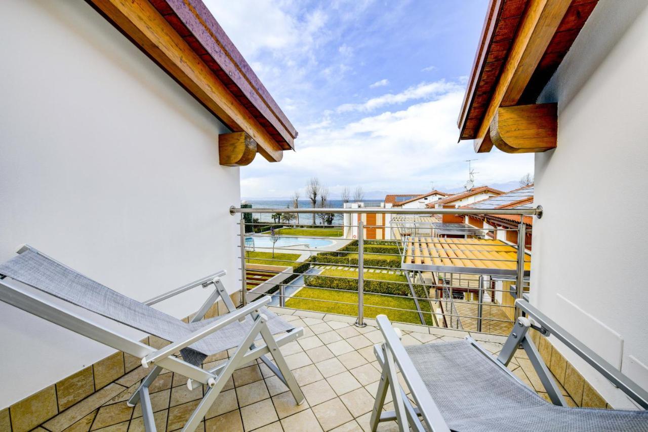 Borgo Gasparina Family Apartments Кастельнуово-дель-Гарда Экстерьер фото