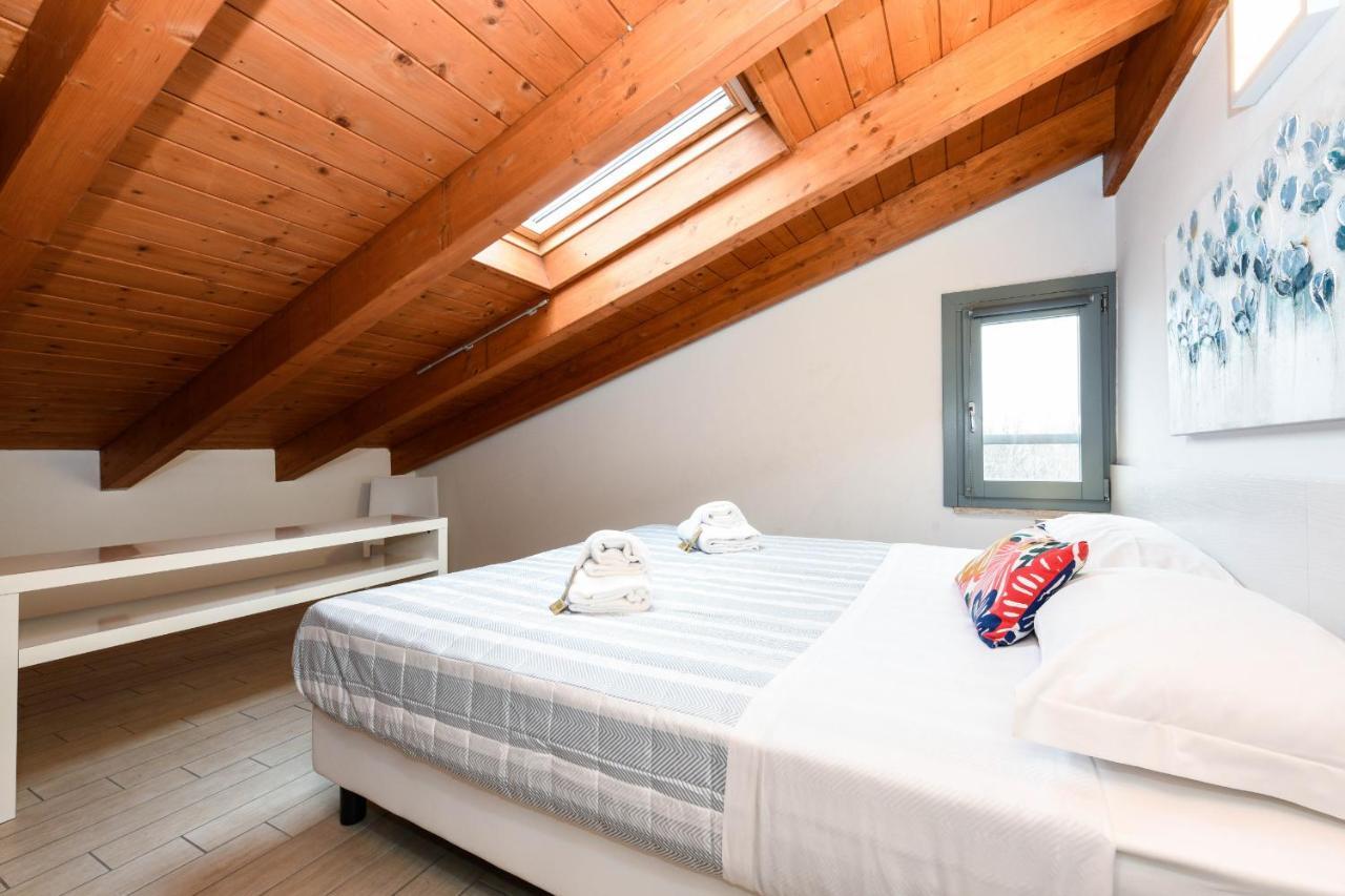 Borgo Gasparina Family Apartments Кастельнуово-дель-Гарда Экстерьер фото