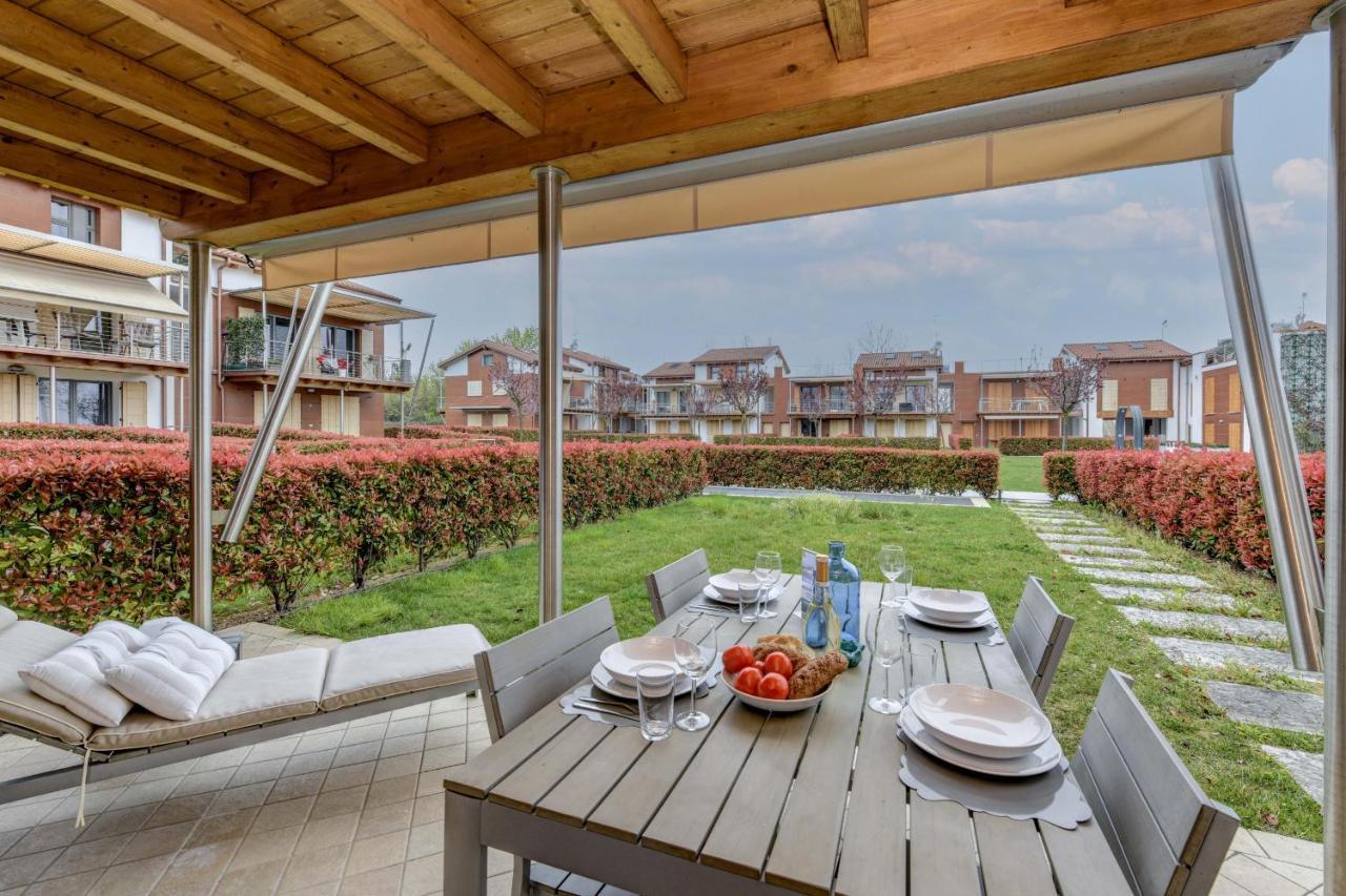 Borgo Gasparina Family Apartments Кастельнуово-дель-Гарда Экстерьер фото